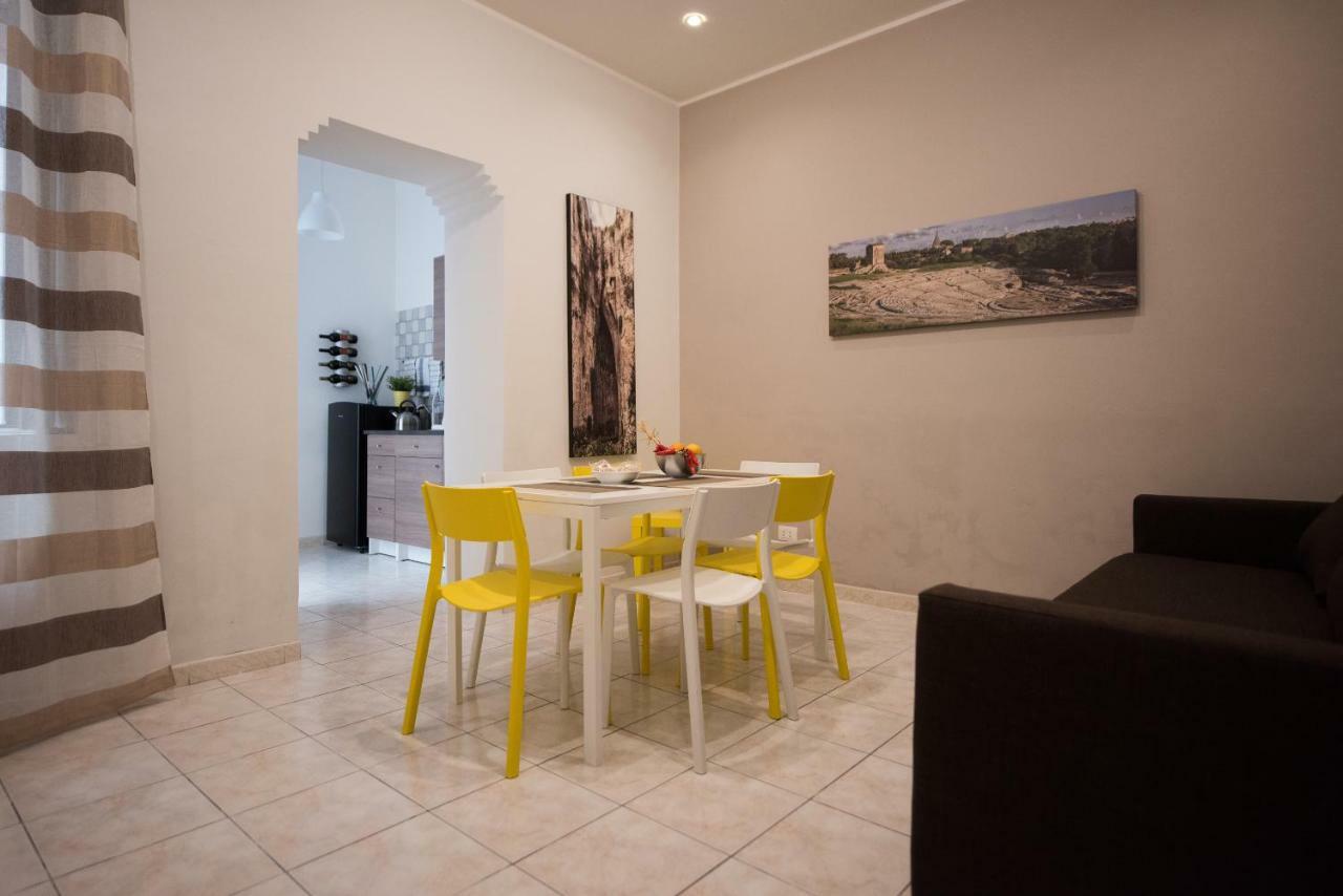 Syracuseapartments Il Piave Di Siracusa Appartamento Per 6 Persone Vicino Ad Ortigia A 200M Dal Mare Exterior foto